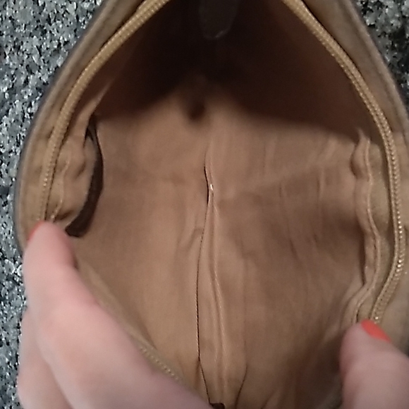 Bath & Body Works Faux Fur Clutch Wristlet. NWOT - Picture 6 of 9